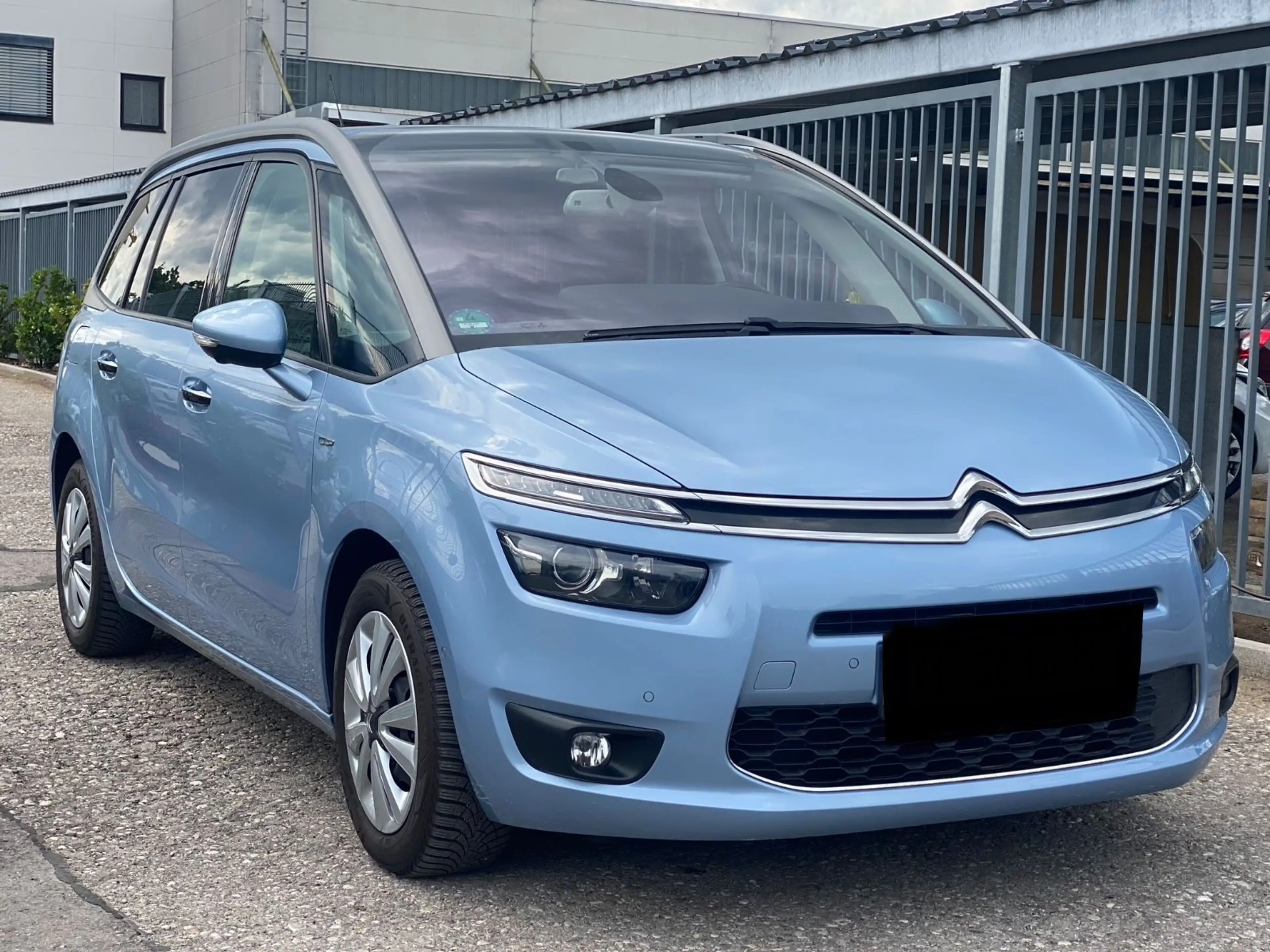 Citroen Grand C4 Picasso /Spacetourer Exclusive *Massage* — photo 3