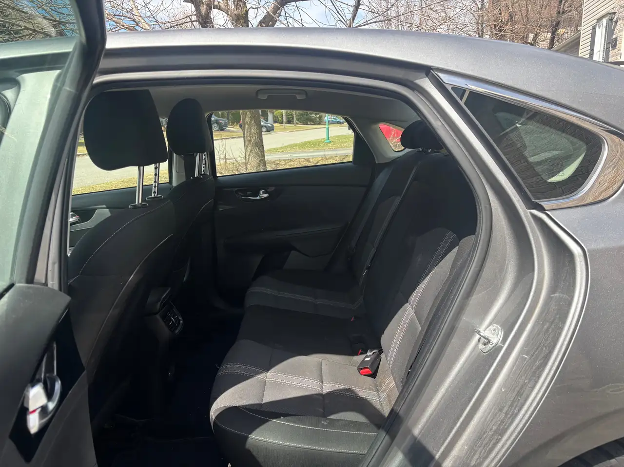 Kia Forte снимка Kia Forte
