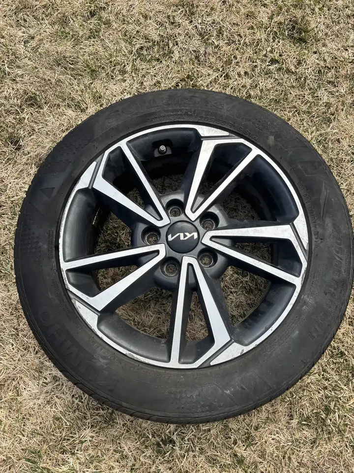 Kia Forte снимка Kia Forte