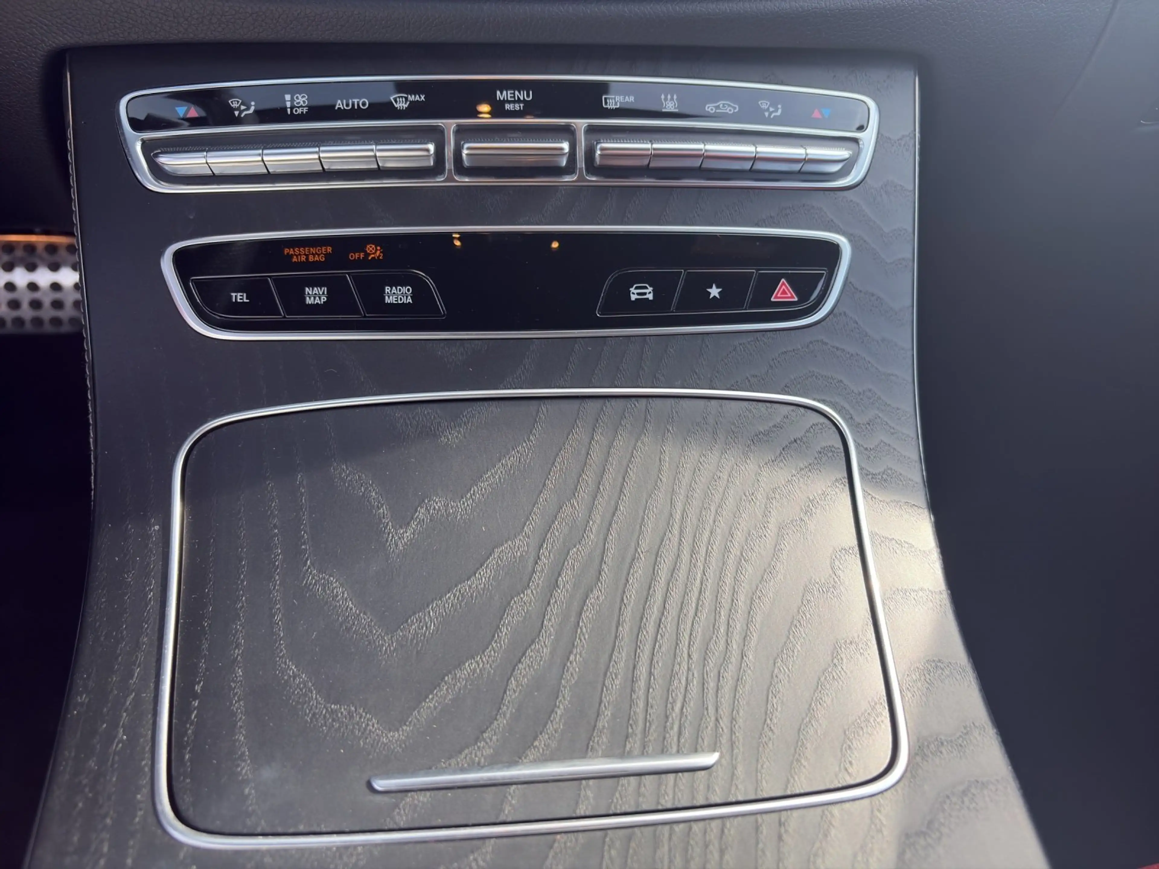 Mercedes-Benz E 400 E400d AMG Memo DISTR Burm MLED Sitzklim AIRSCARF — photo 10