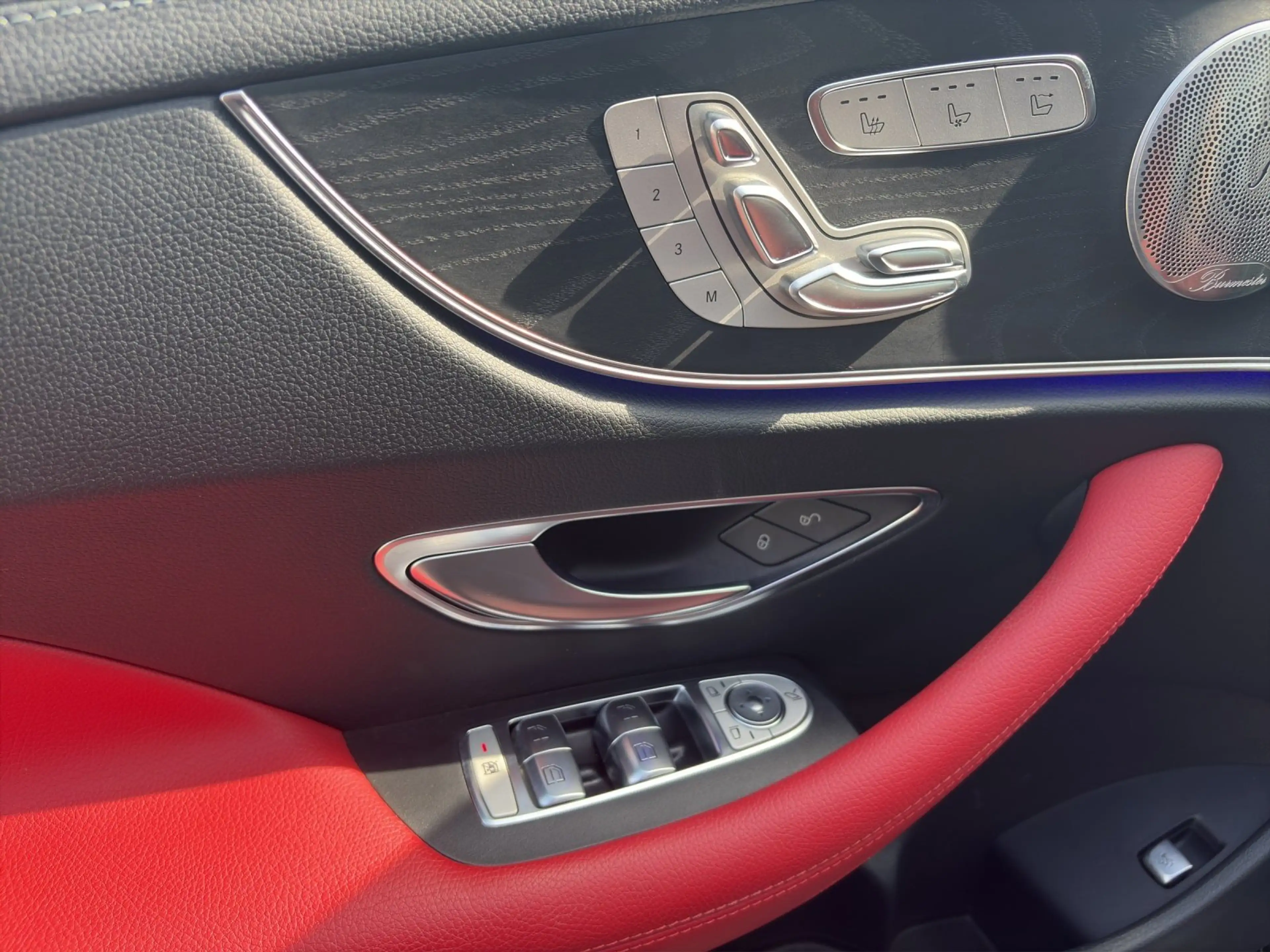 Mercedes-Benz E 400 E400d AMG Memo DISTR Burm MLED Sitzklim AIRSCARF — photo 12