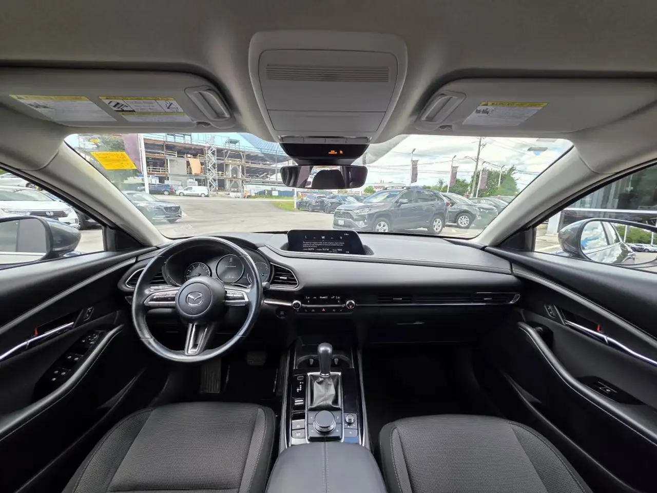 Mazda CX-30 photo Mazda CX-30