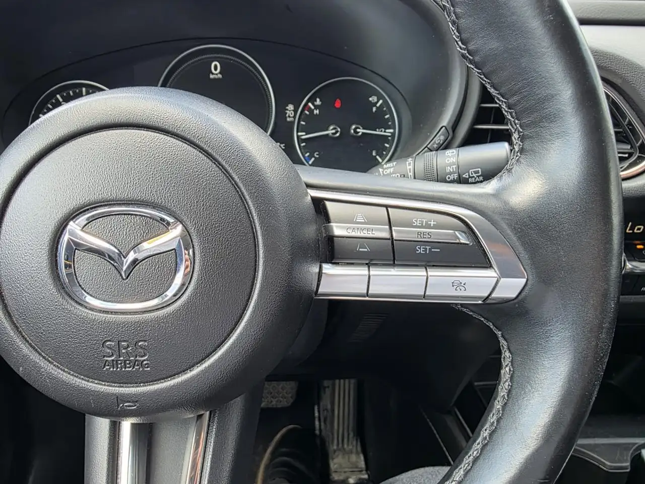 Mazda CX-30 photo Mazda CX-30