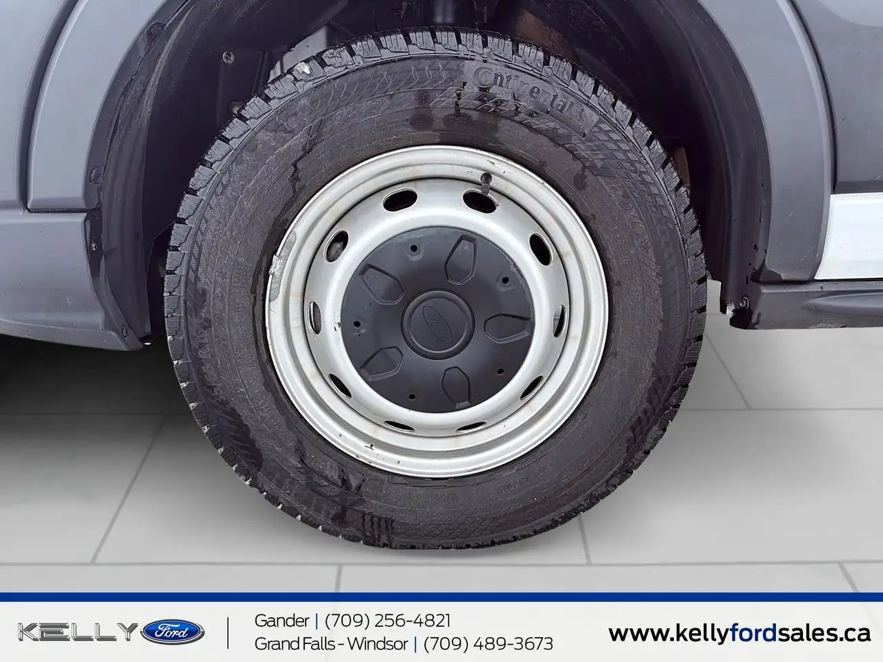 Ford Transit Cargo Van снимка Ford Transit Cargo Van