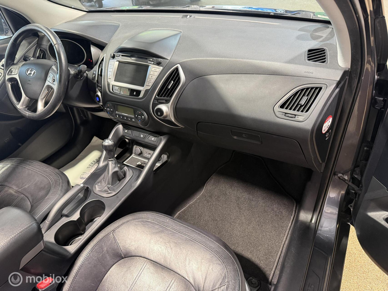 Hyundai iX35 2.0i 4WD Style CRUIS/CLIMA/PANO/CAM/NAVI/APK — photo 15