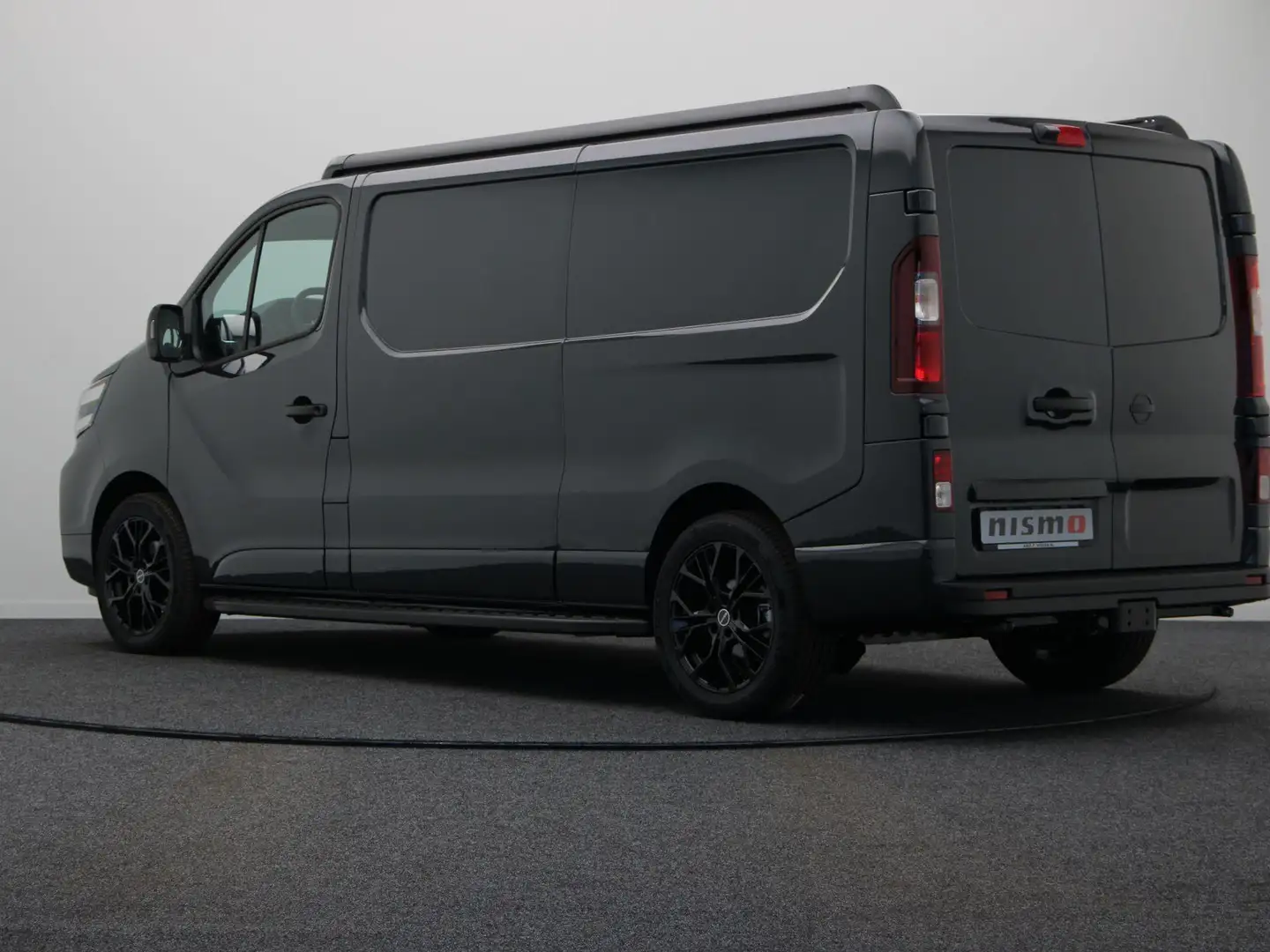 Nissan Primastar 2.0 dCi 130pk L2H1 Nismo+ | 2500KG Trekgewicht | A Gris - 2