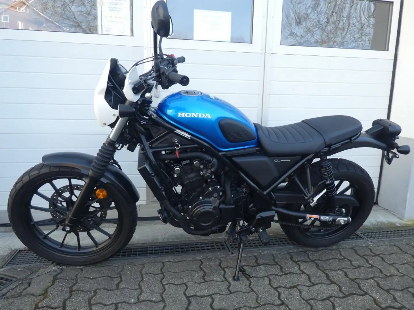 Honda CL 500 ABS, Scrambler im Topzustand, 5.600 Km Azul - 2