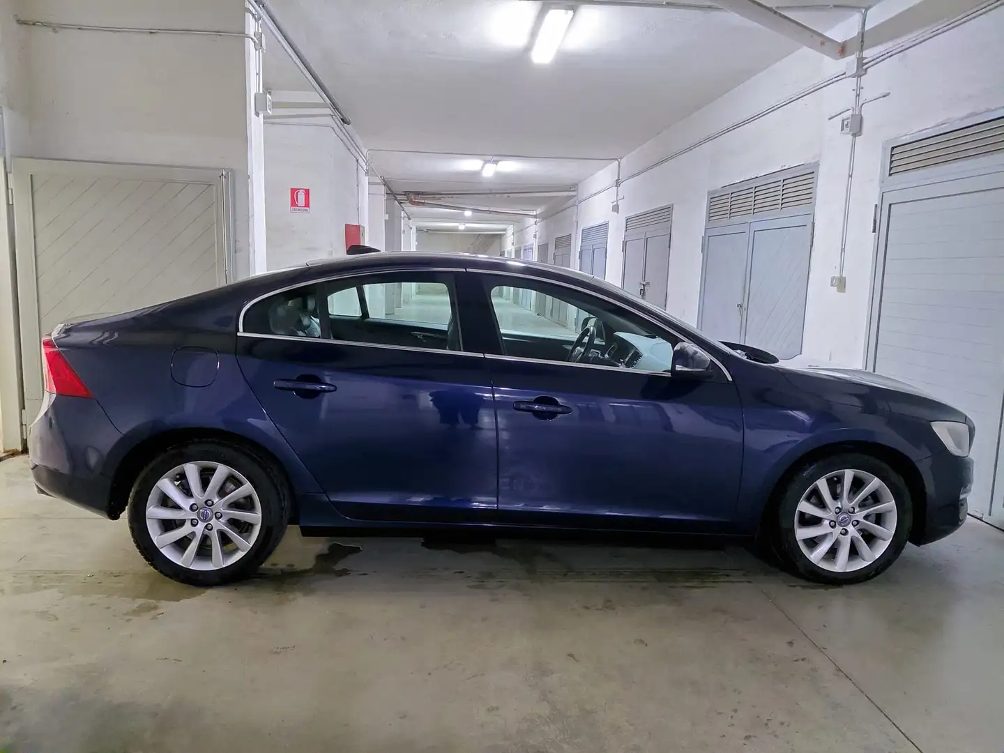 Volvo S60 S60 2.0 d4 Momentum geartronic Blu/Azzurro - 2