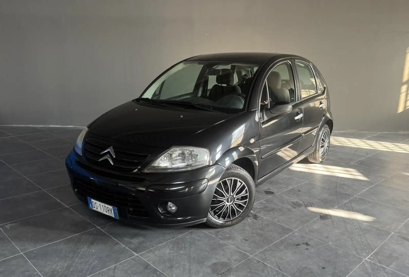 Citroen C3 1.1 benzina neopatentati - 2