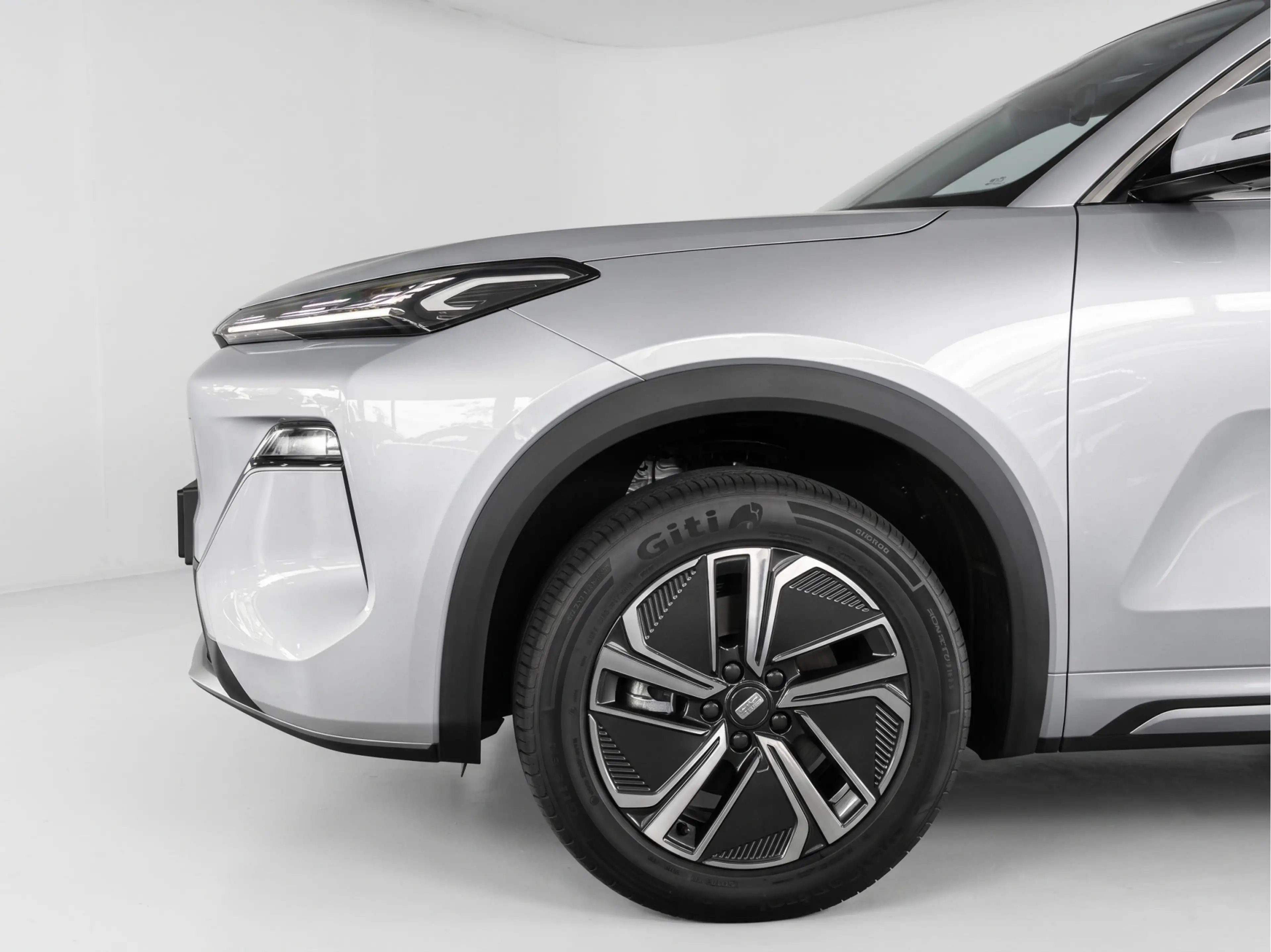 Geely Starray EM-i 1.5 Pro — photo 6