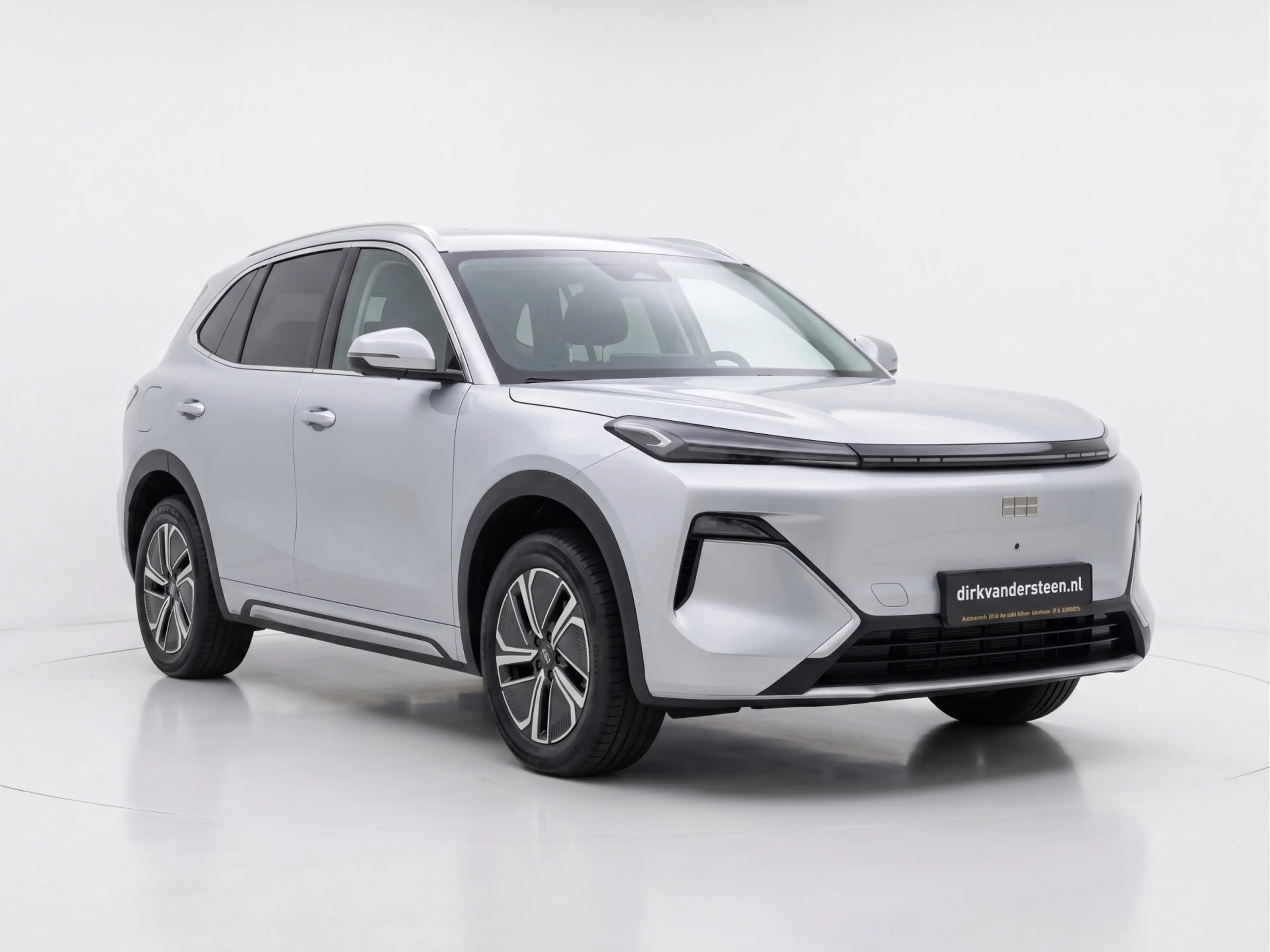 Geely Starray EM-i 1.5 Pro — photo 4