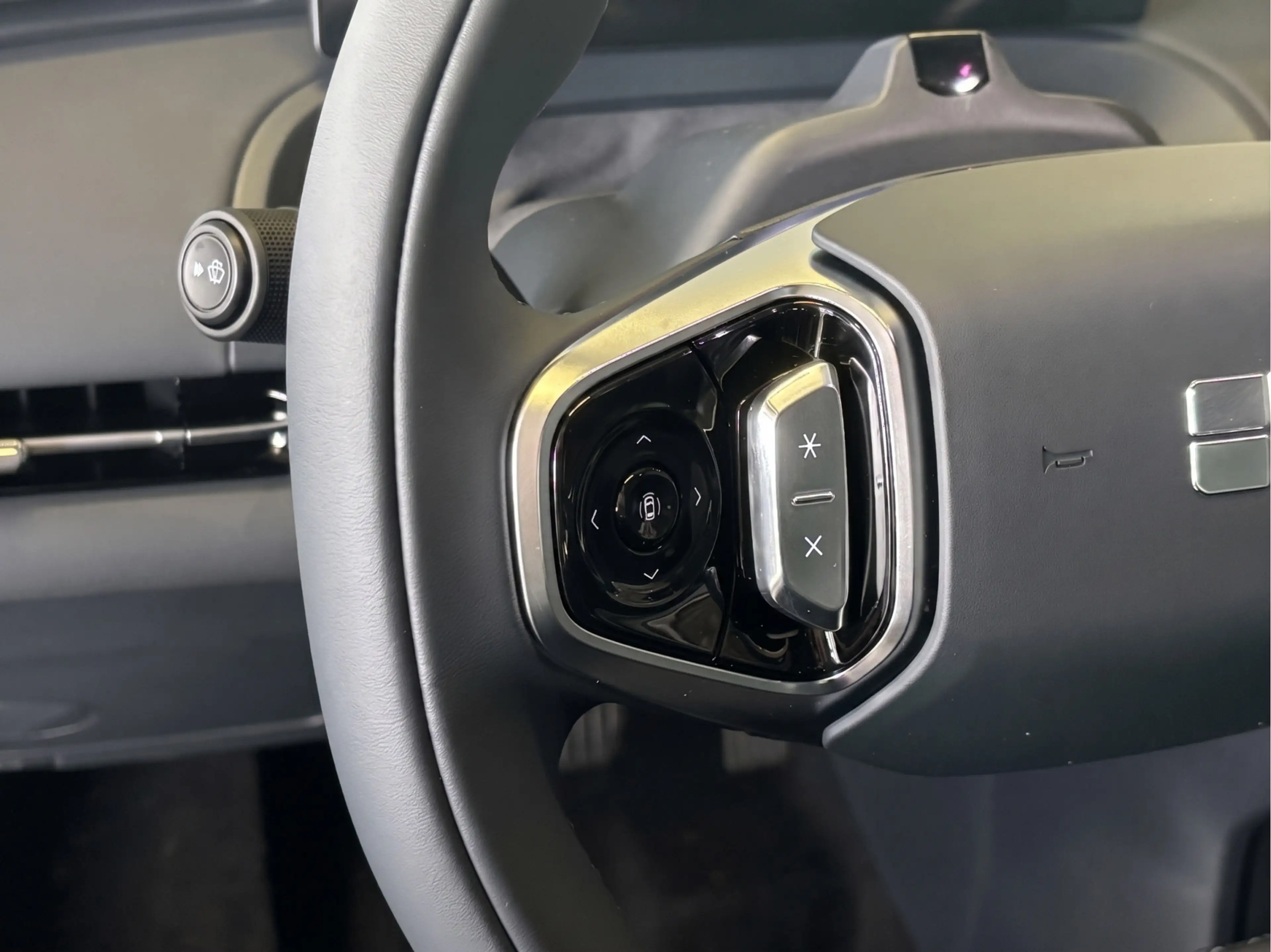 Geely Starray EM-i 1.5 Pro — photo 16