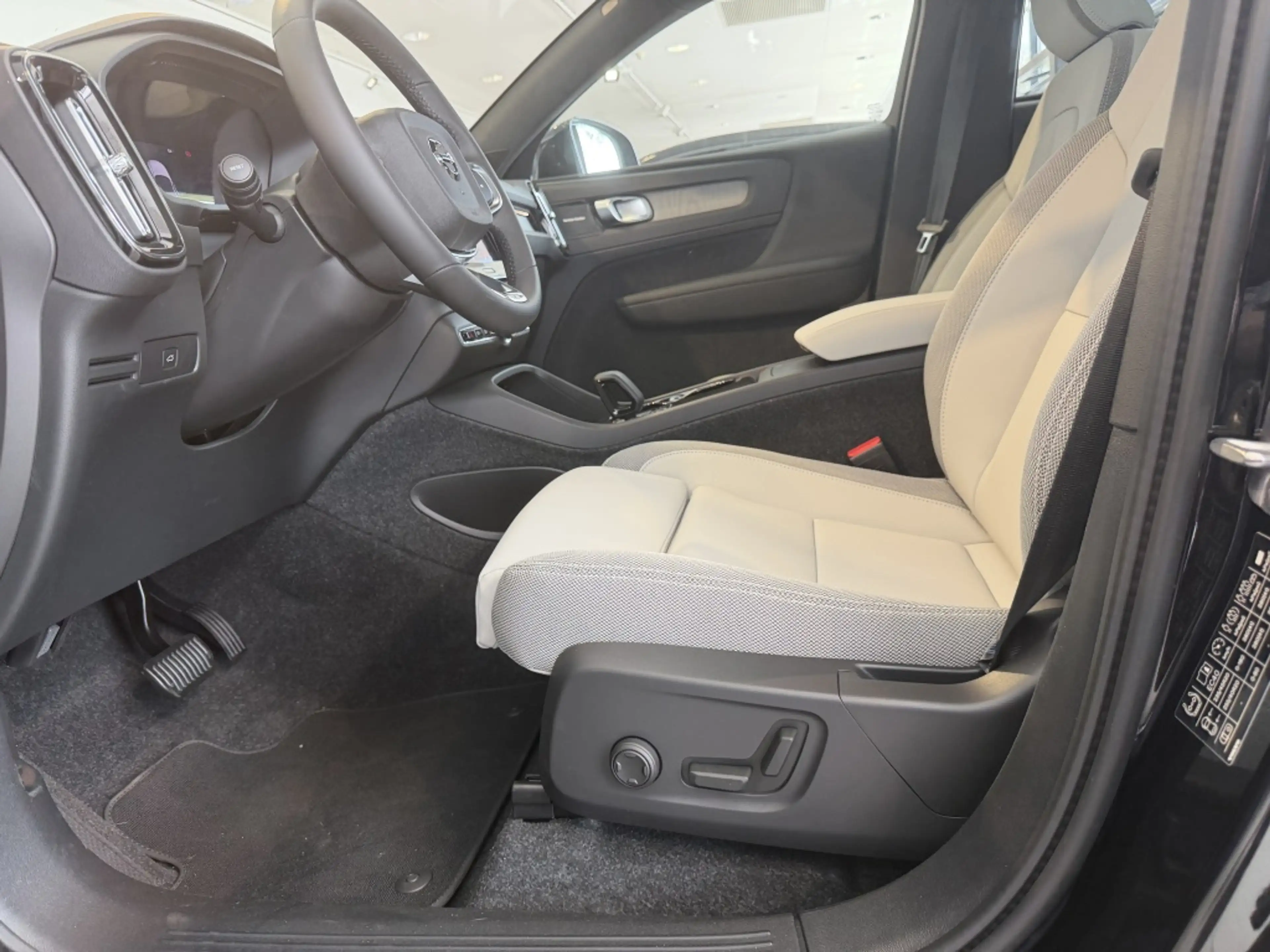 Volvo EC40 Twin Motor Ultra Europa | DIRECT LEVERBAAR — photo 10