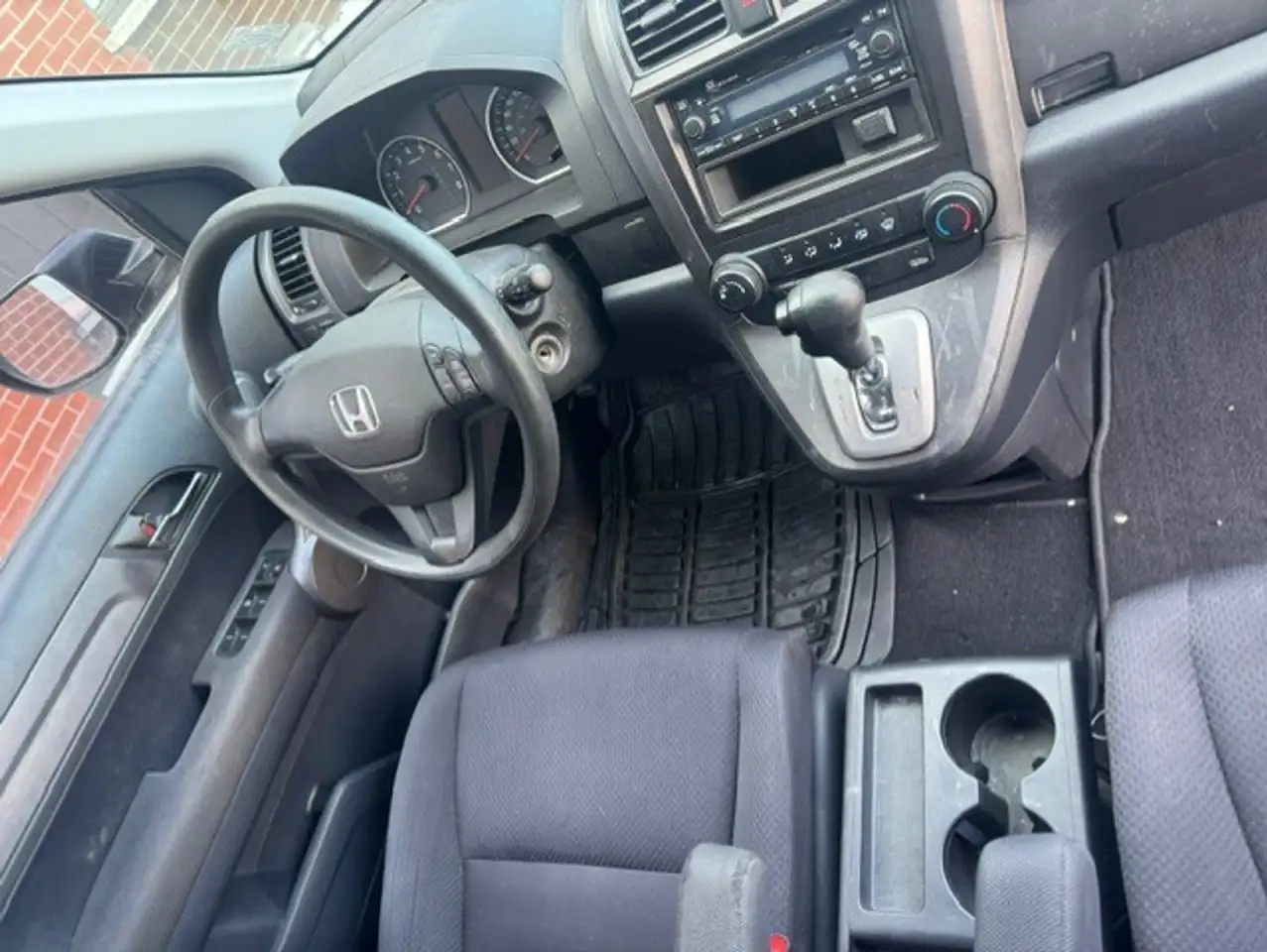 Honda CR-V photo Honda CR-V
