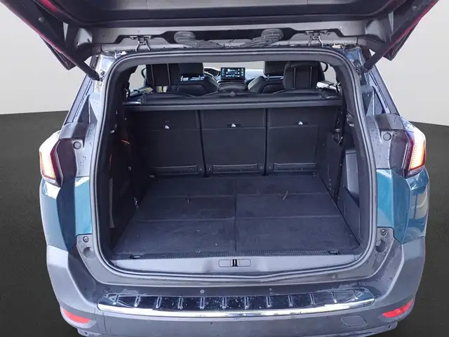 Peugeot 5008 view 7