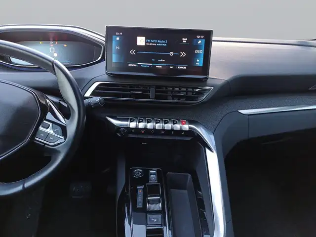 Peugeot 5008 view 12
