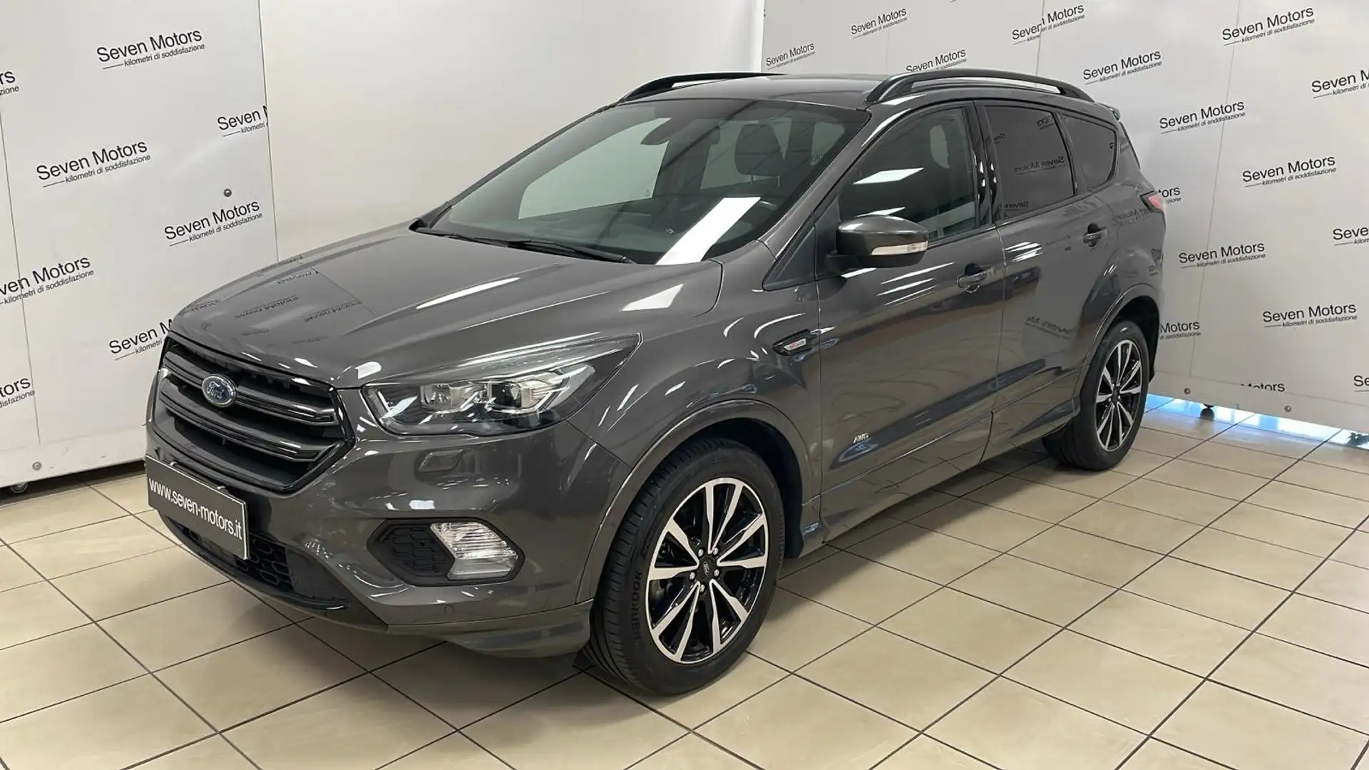 Ford Kuga 2.0 TDCI 150 CV Start&Stop 4WD ST-Line Grigio - 1