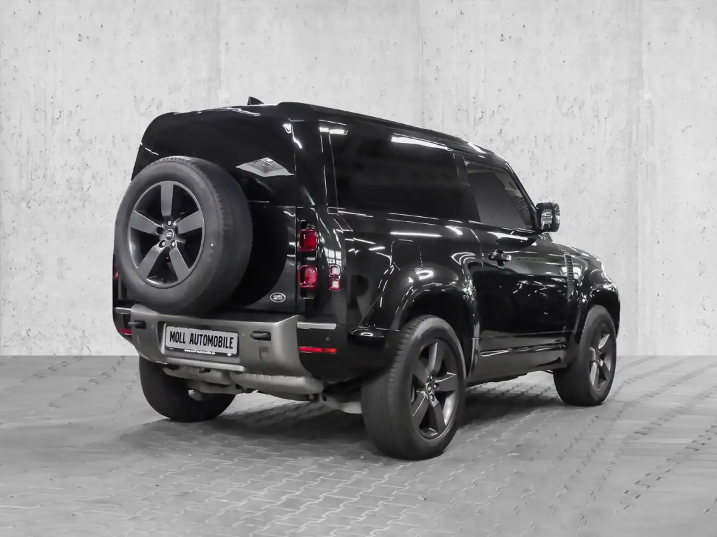 Land Rover Defender 90 X-Dynamic SE D300 Mild-Hybrid EU6d Allrad AHK-a Чорний - 2