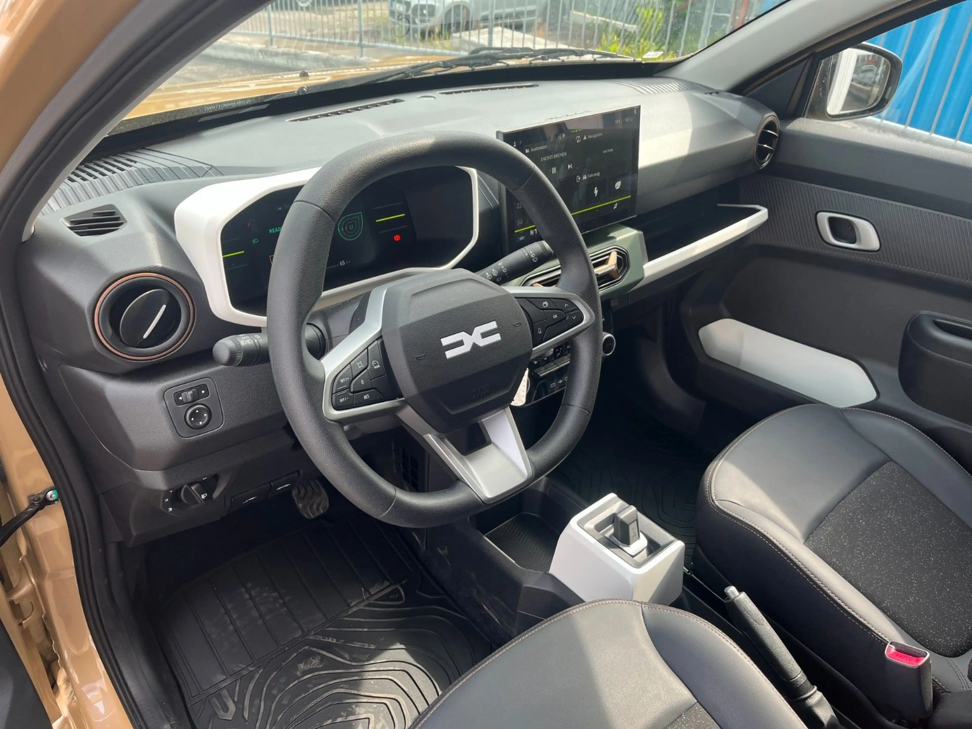 Dacia Spring Extreme ELECTRIC 65 — photo 12