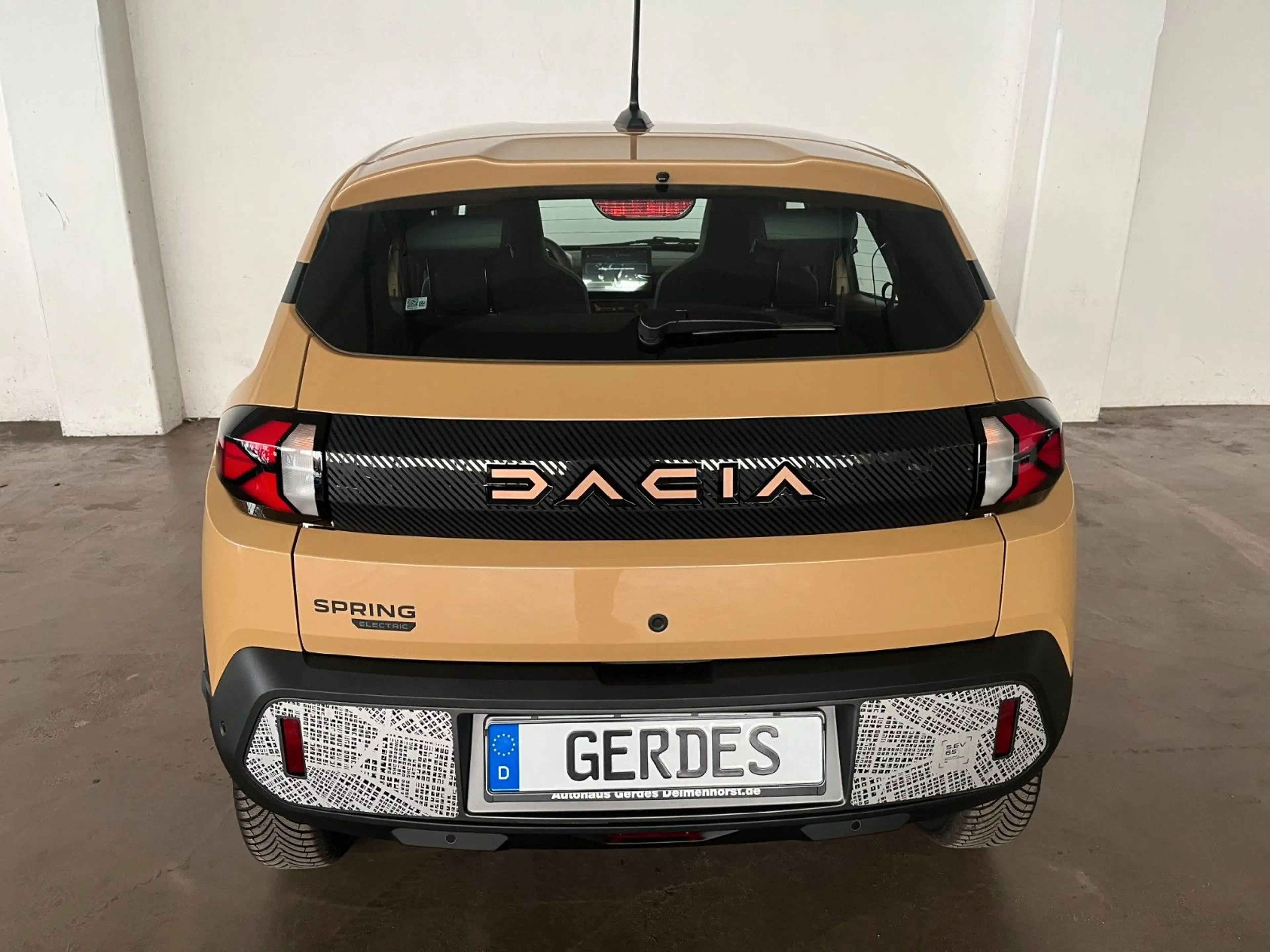 Dacia Spring Extreme ELECTRIC 65 — photo 10