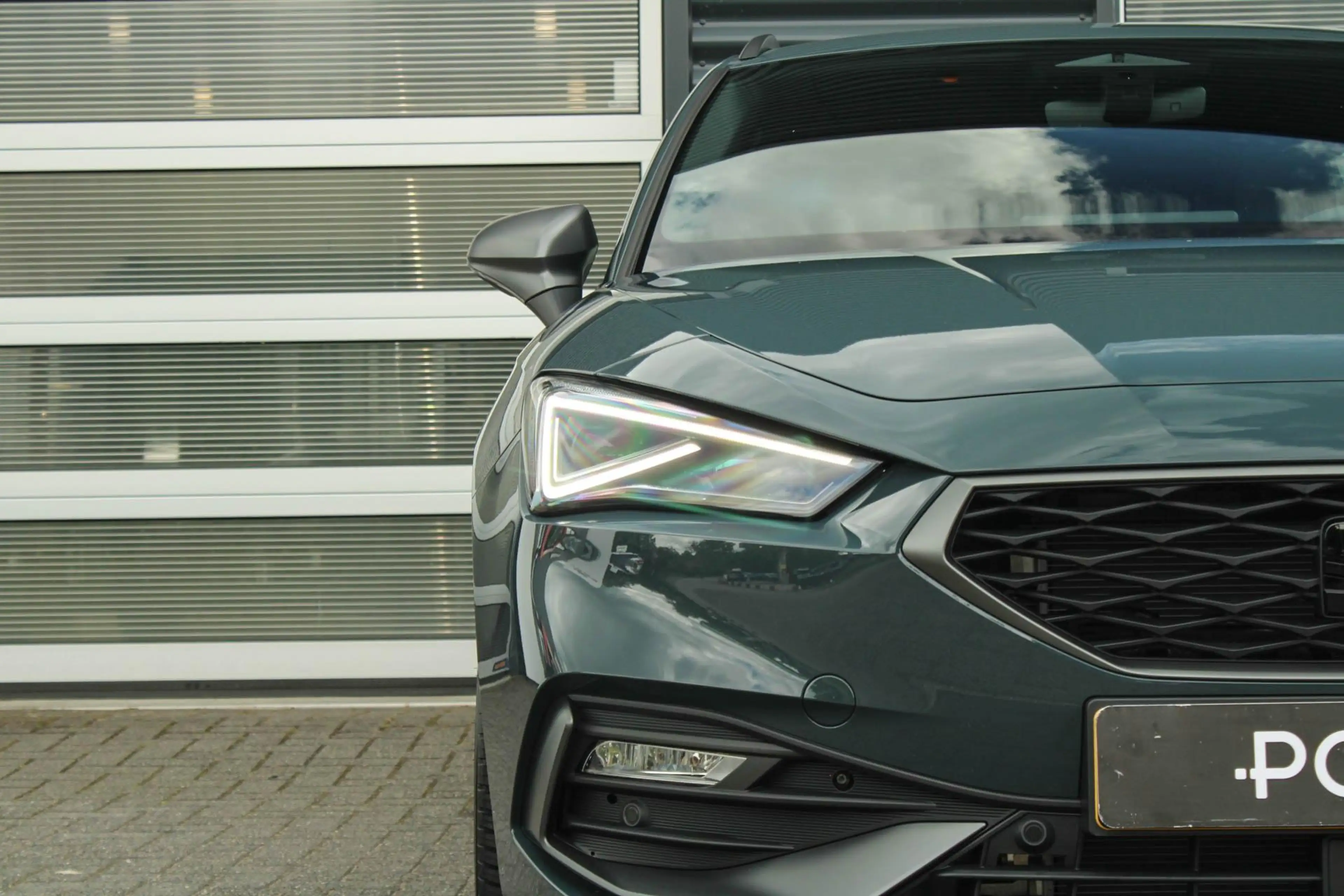 SEAT Leon e-Hybrid Sportstourer 1.5 TSI 204pk FR Business | Black Pak — photo 7