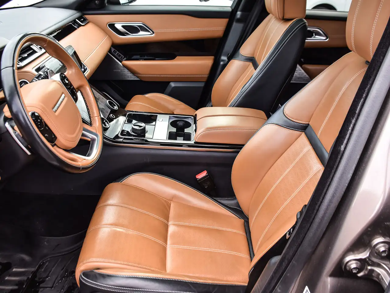 Land Rover Range Rover Velar снимка Land Rover Range Rover Velar