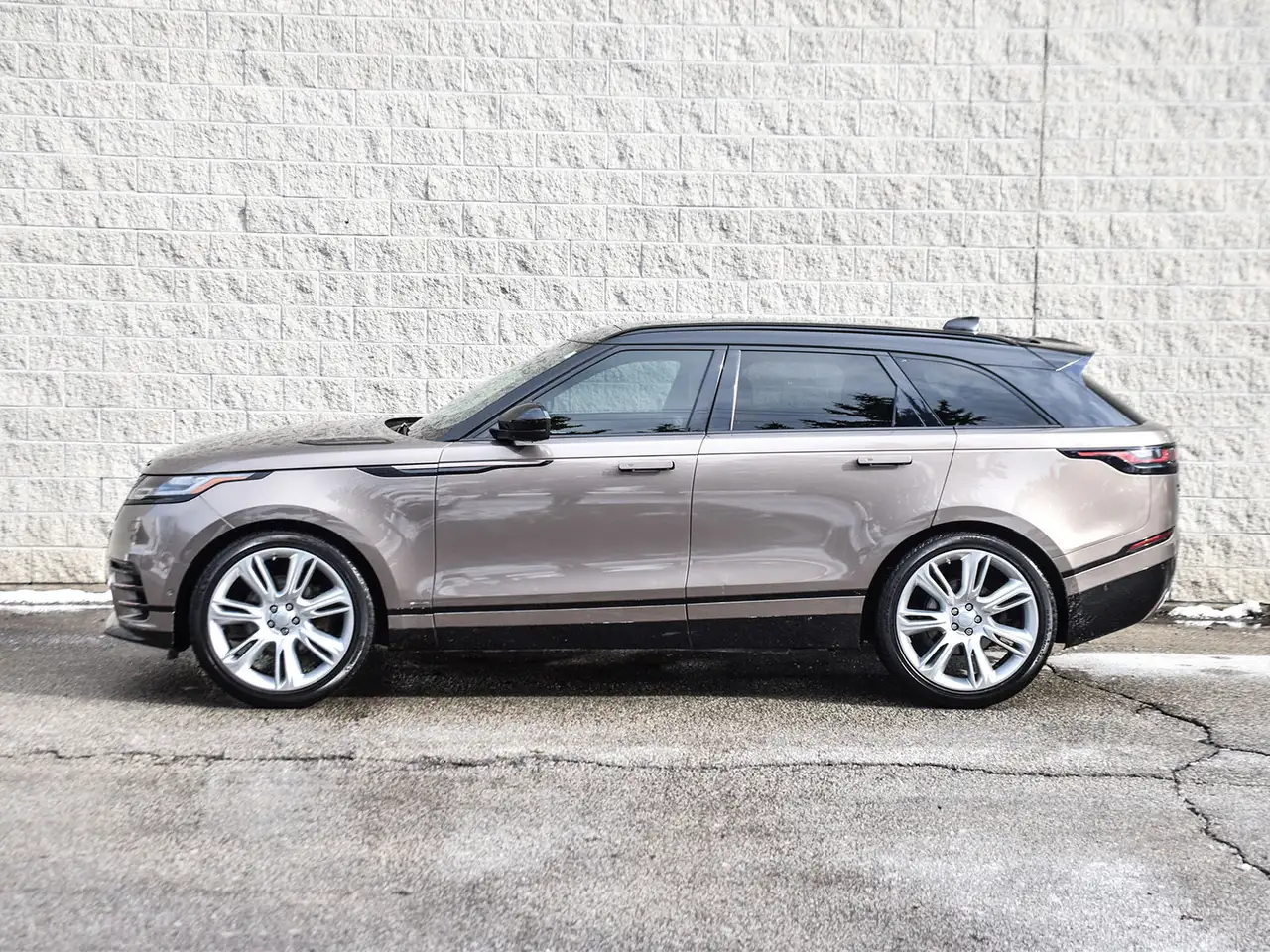 Land Rover Range Rover Velar снимка Land Rover Range Rover Velar