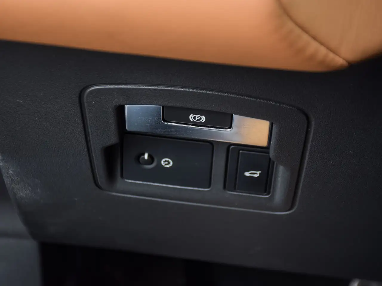 Land Rover Range Rover Velar снимка Land Rover Range Rover Velar