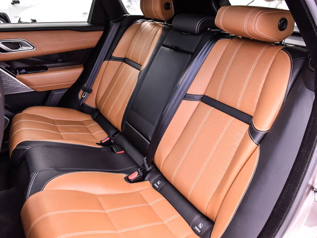 Land Rover Range Rover Velar снимка Land Rover Range Rover Velar