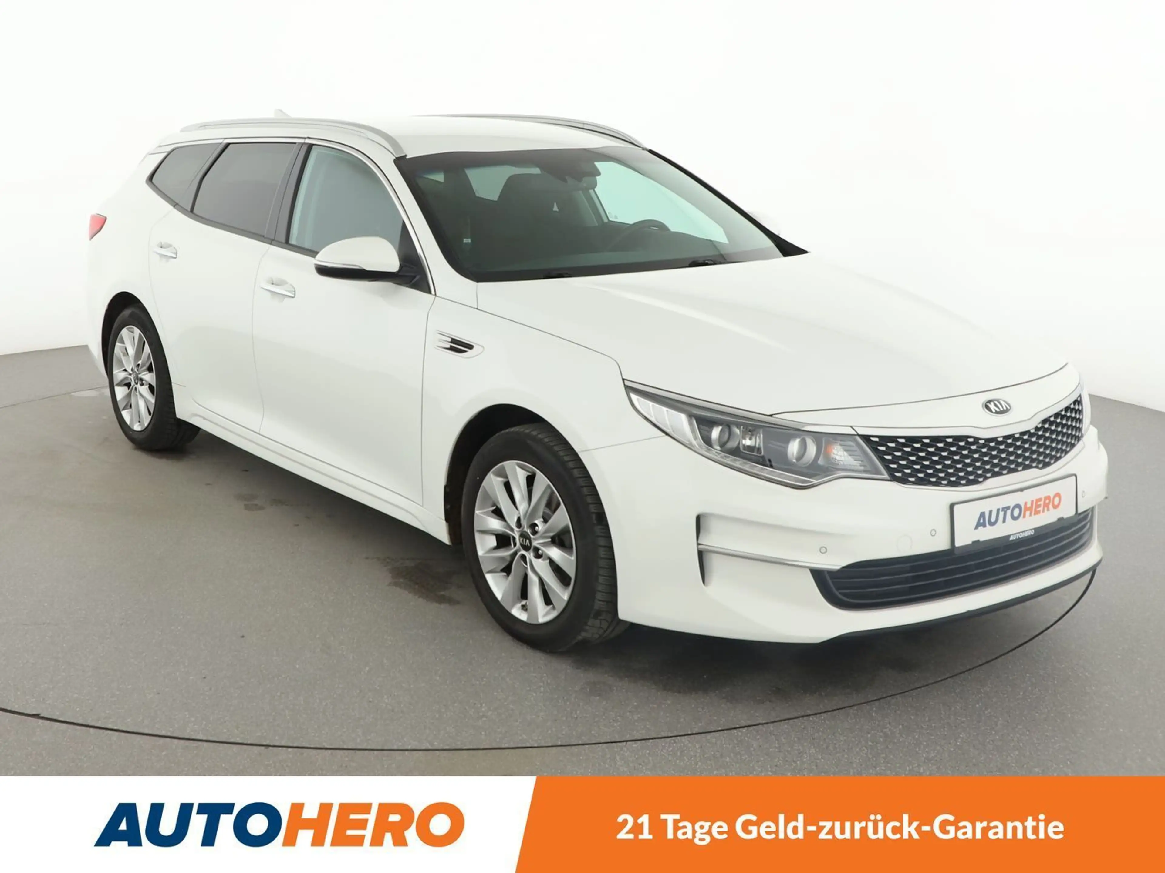 Kia Optima 1.7 CRDi Vision Aut*NAVI*TEMPO*CAM*PDC*SHZ* — photo 8