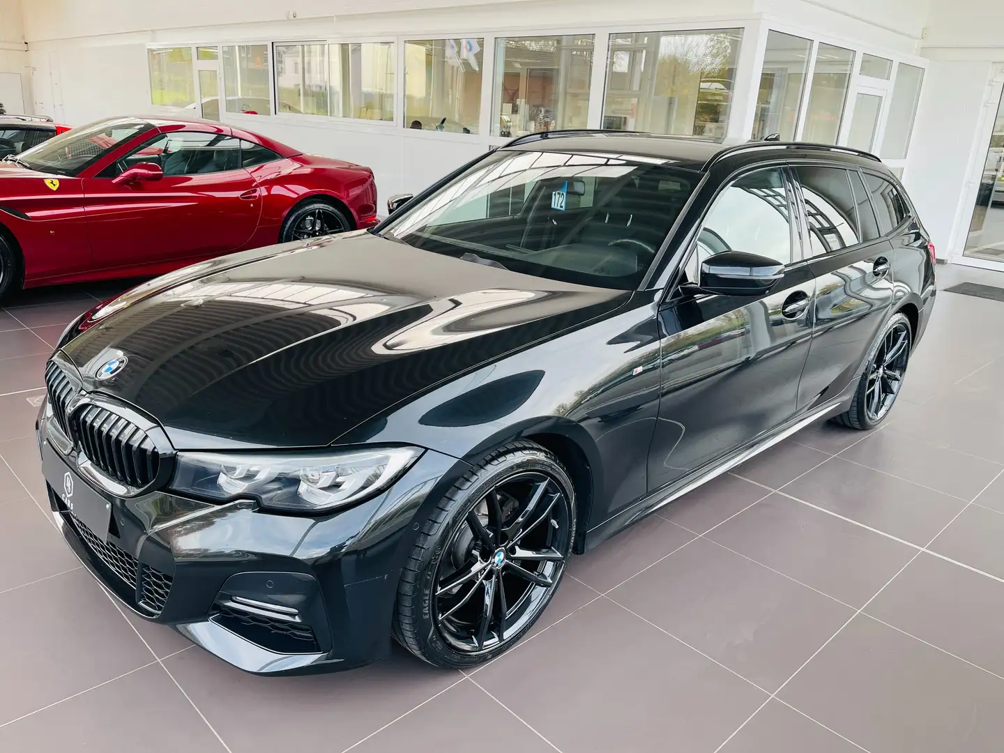 BMW 320 dA xDrive **GARANTIE + PACK M +COCKPIT+CUIR +GPS** Zwart - 2