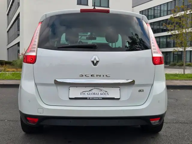 Renault Scenic view 8