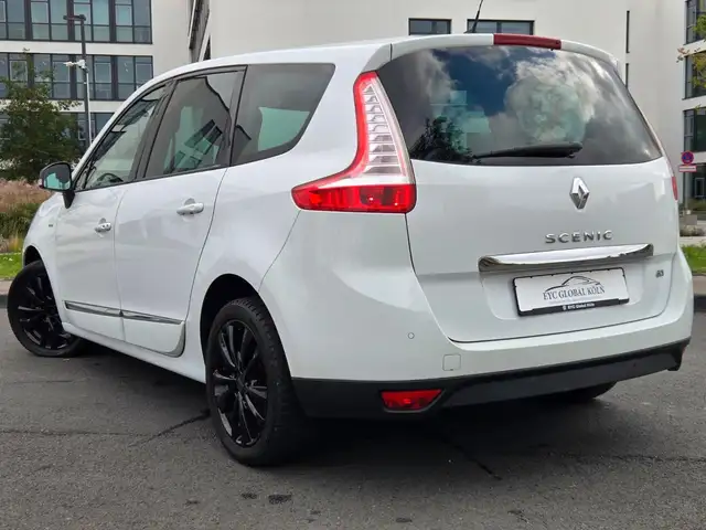 Renault Scenic view 4