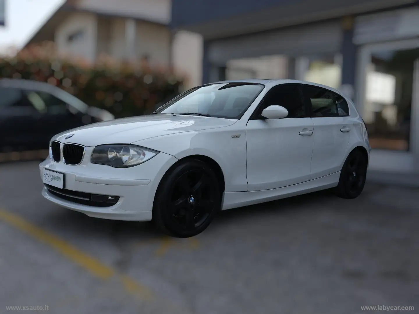 BMW 116 116i 5p. Attiva Blanc - 1
