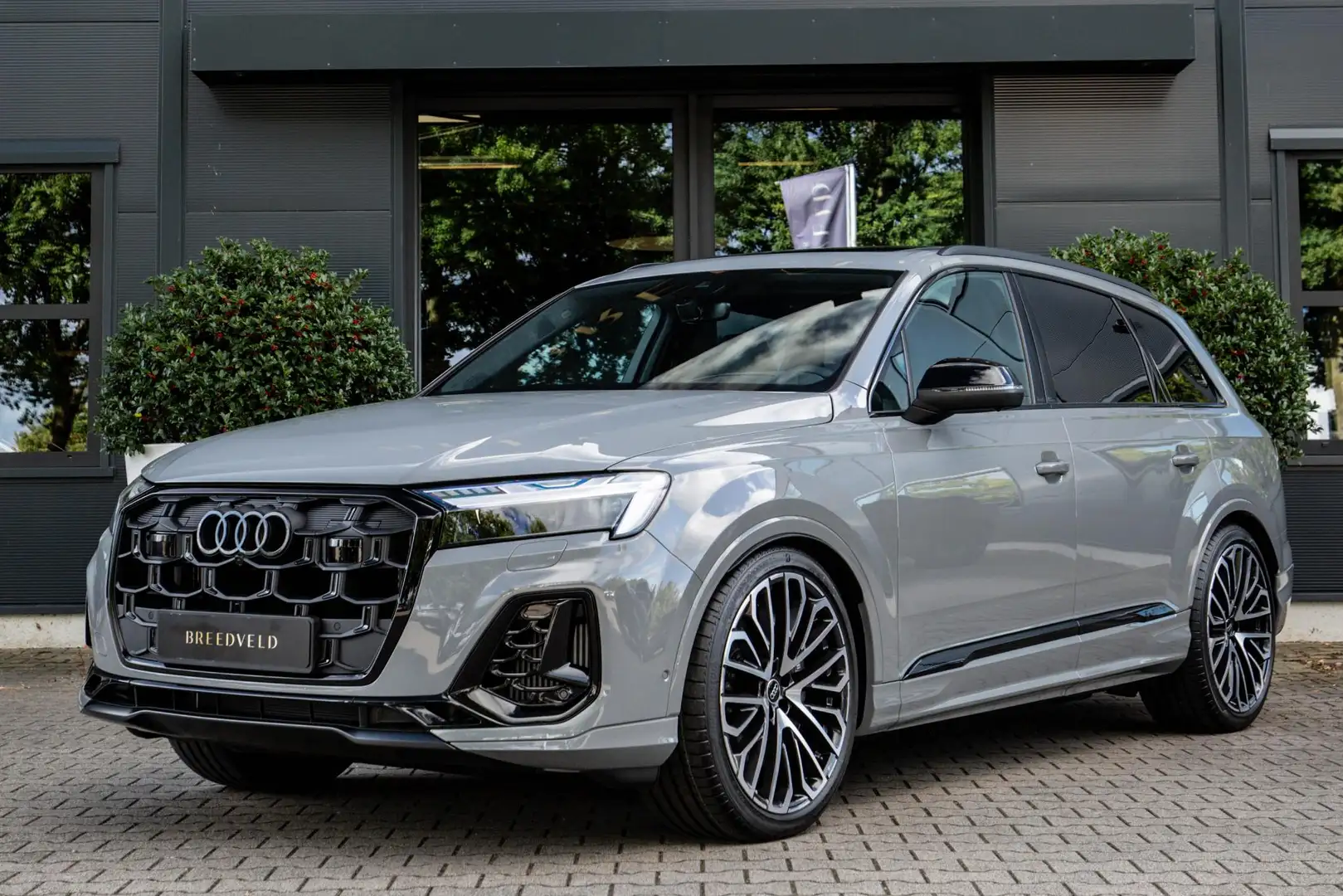 Audi SQ7 4.0 TFSI 507pk 7p Nardo Grey, Keramisch, B&O Advan Gris - 1