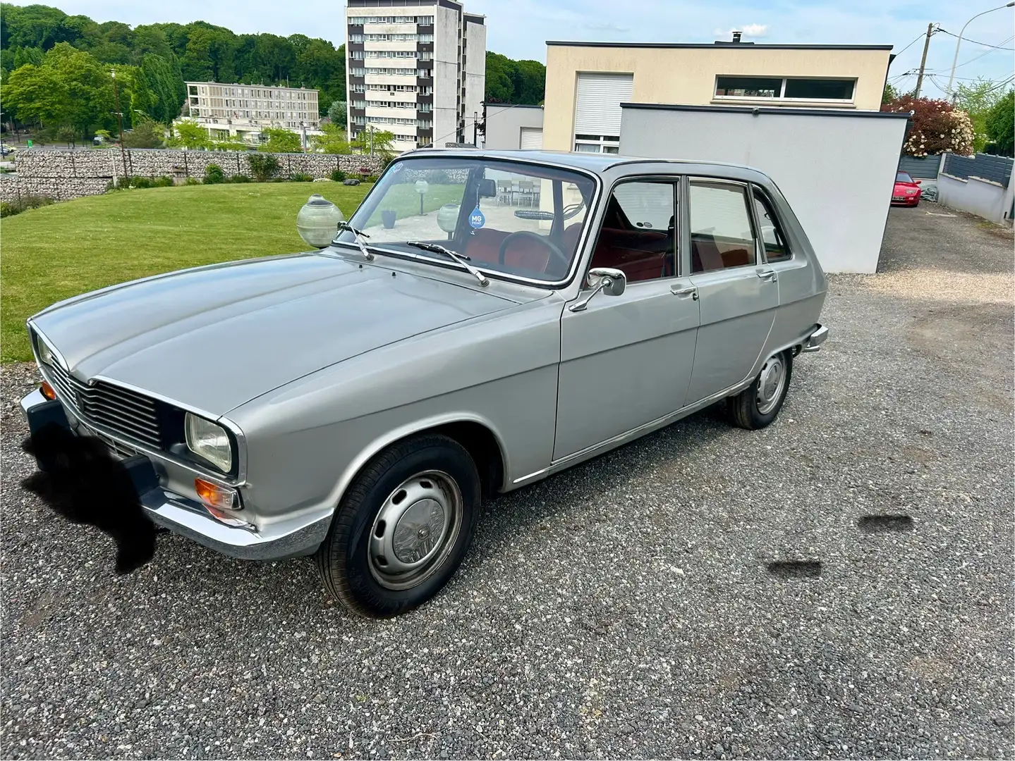 Renault - 1