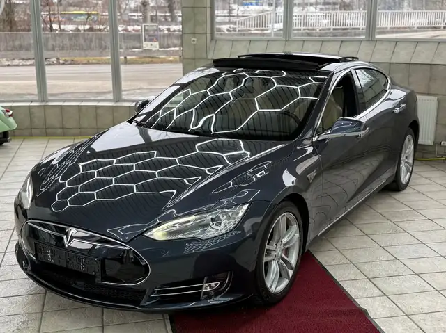 Tesla Model S Performance 700PS LUXURY LINE