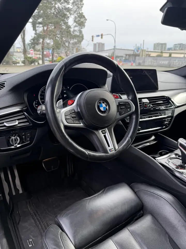 BMW M5 снимка BMW M5