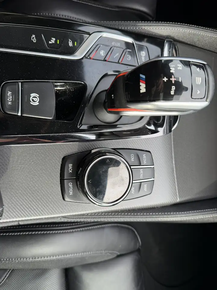 BMW M5 снимка BMW M5