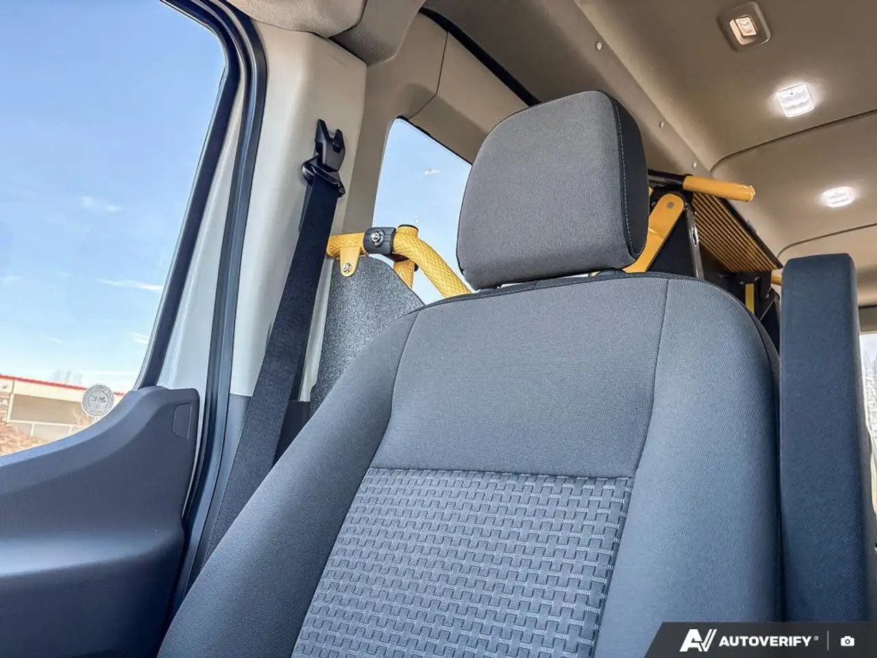 Ford Transit Passenger Wagon снимка Ford Transit Passenger Wagon