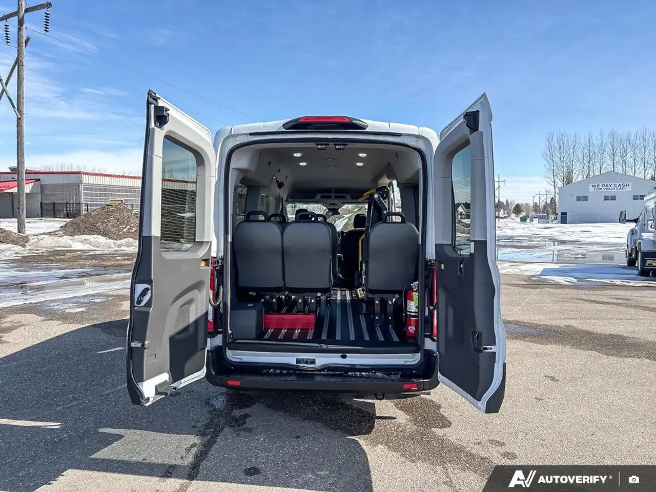 Ford Transit Passenger Wagon снимка Ford Transit Passenger Wagon