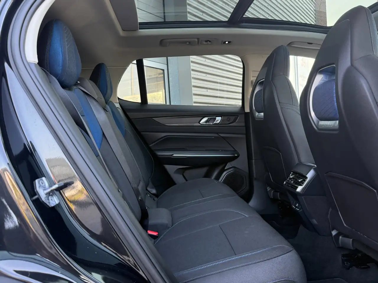 Lynk & Co 01 1.5 Plug-in Hybrid! 360° Camera! Pano! Virtual!, миниатюра 18