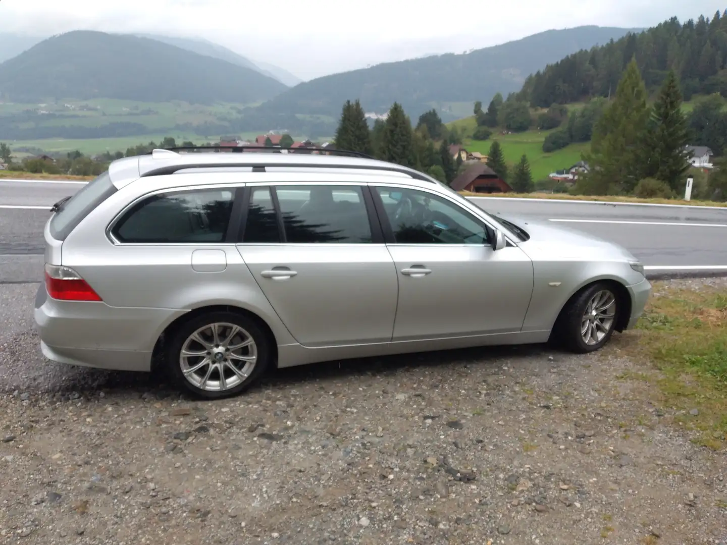 BMW 520 520d Touring Österreich-Paket Silber - 2