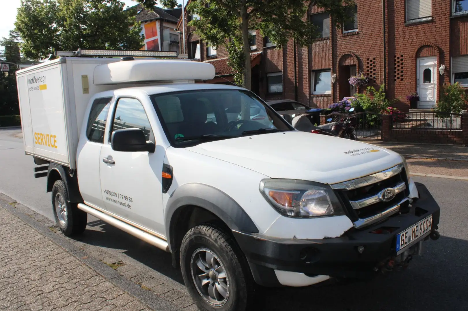 Ford Ranger 2.5 TD XL DOKA*4X4*KÜHLAUFBAU*WINDE! Weiß - 2