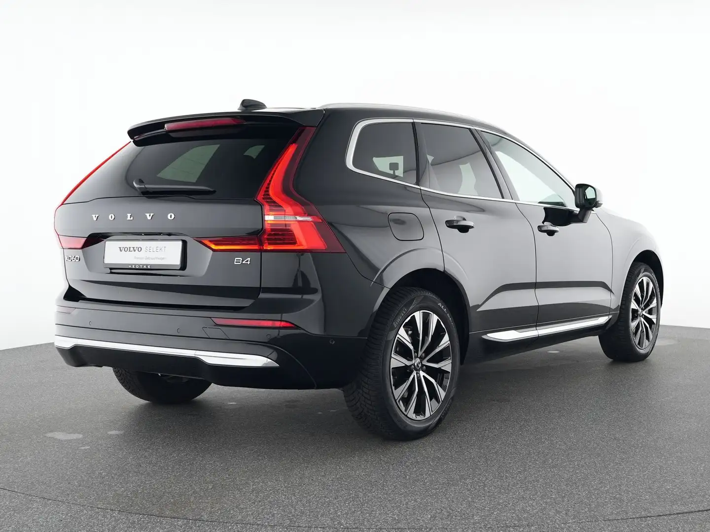 Volvo XC60 B4 Benzin Geartronic Core 19"+AHK+360° Schwarz - 2