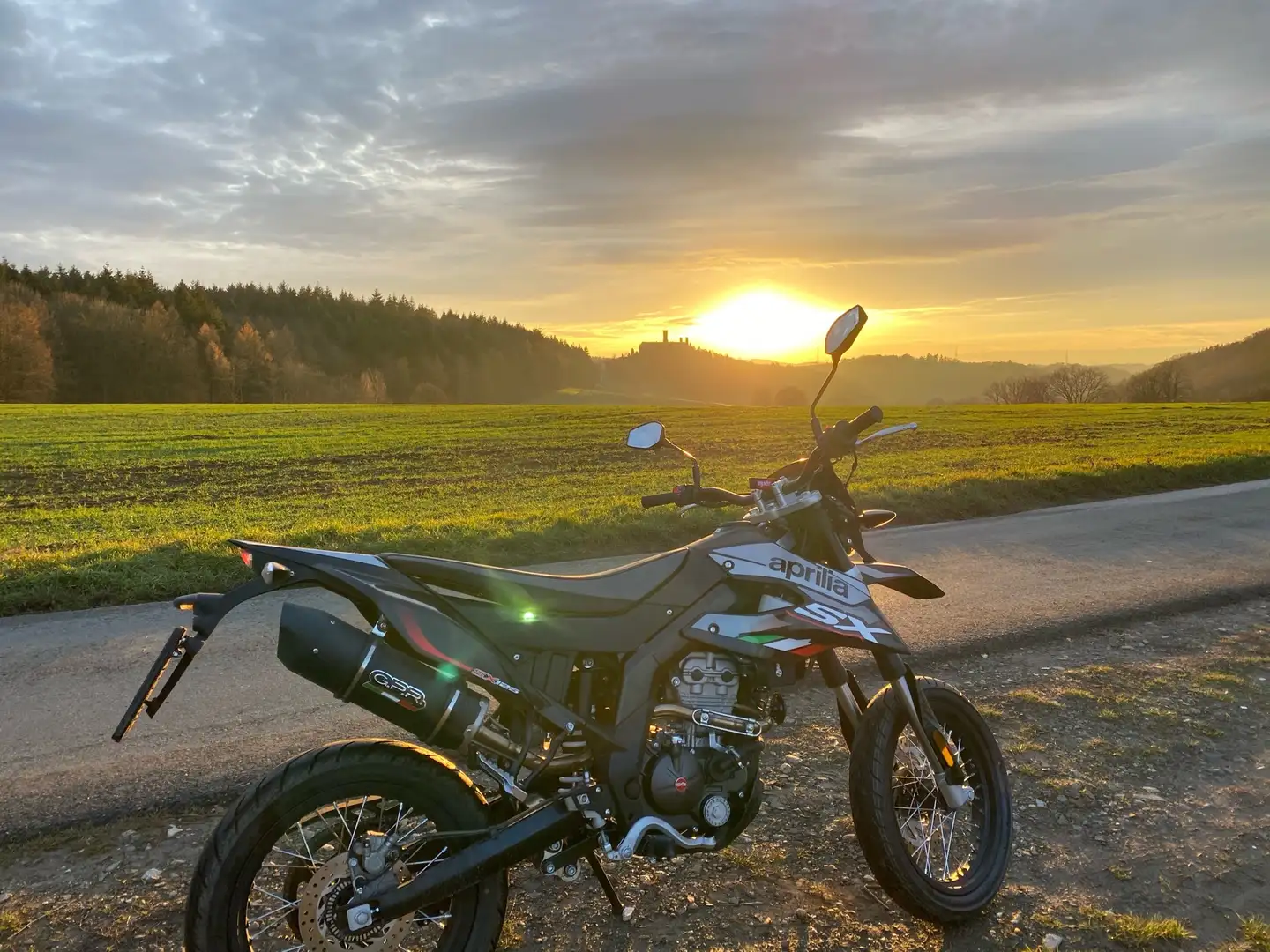 Aprilia SX 125 Grey Чорний - 1