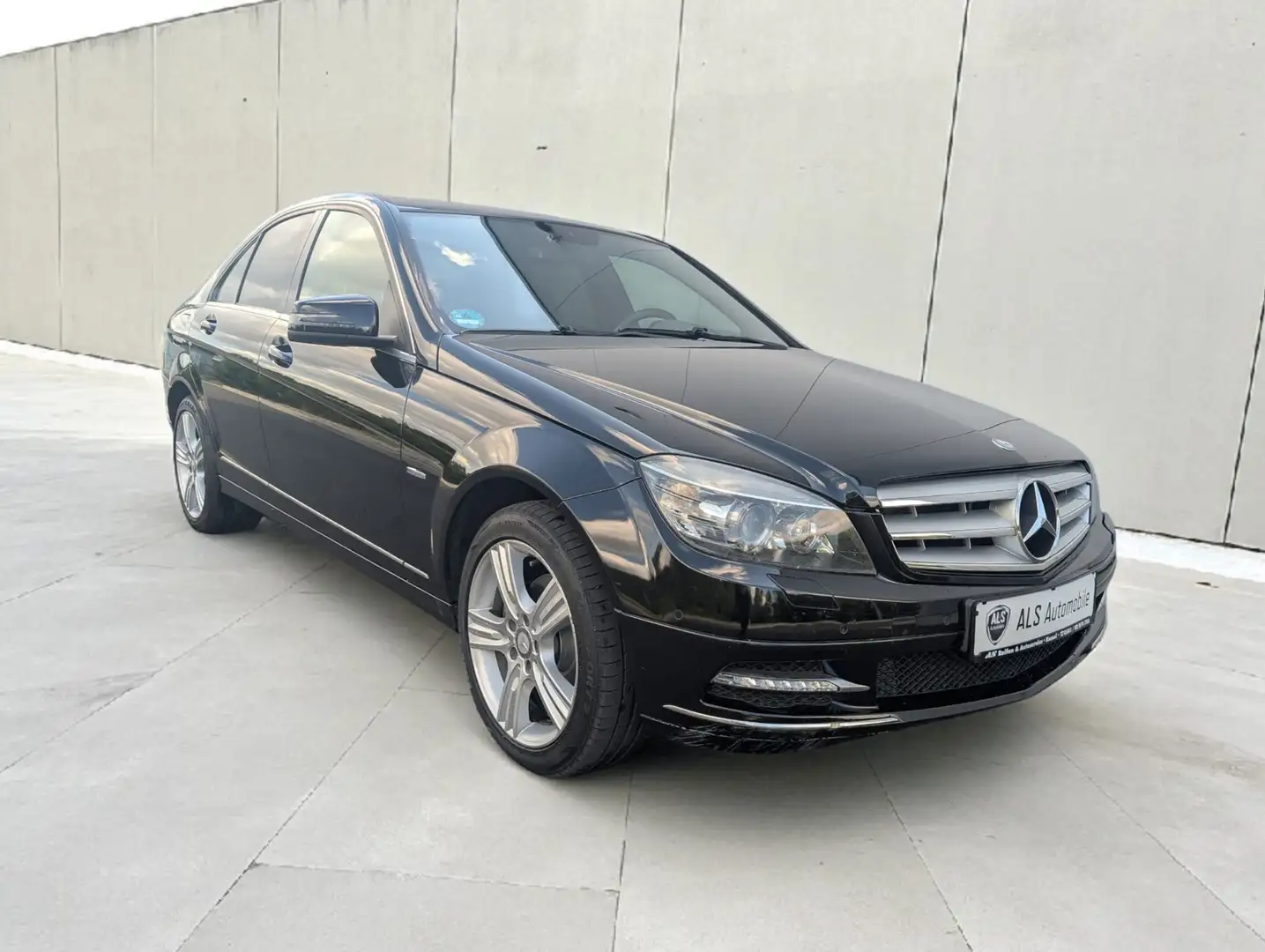 Mercedes-Benz C 250 C 250 CGI BlueEfficiencyTÜV neu"Bremsen neu" Schwarz - 2