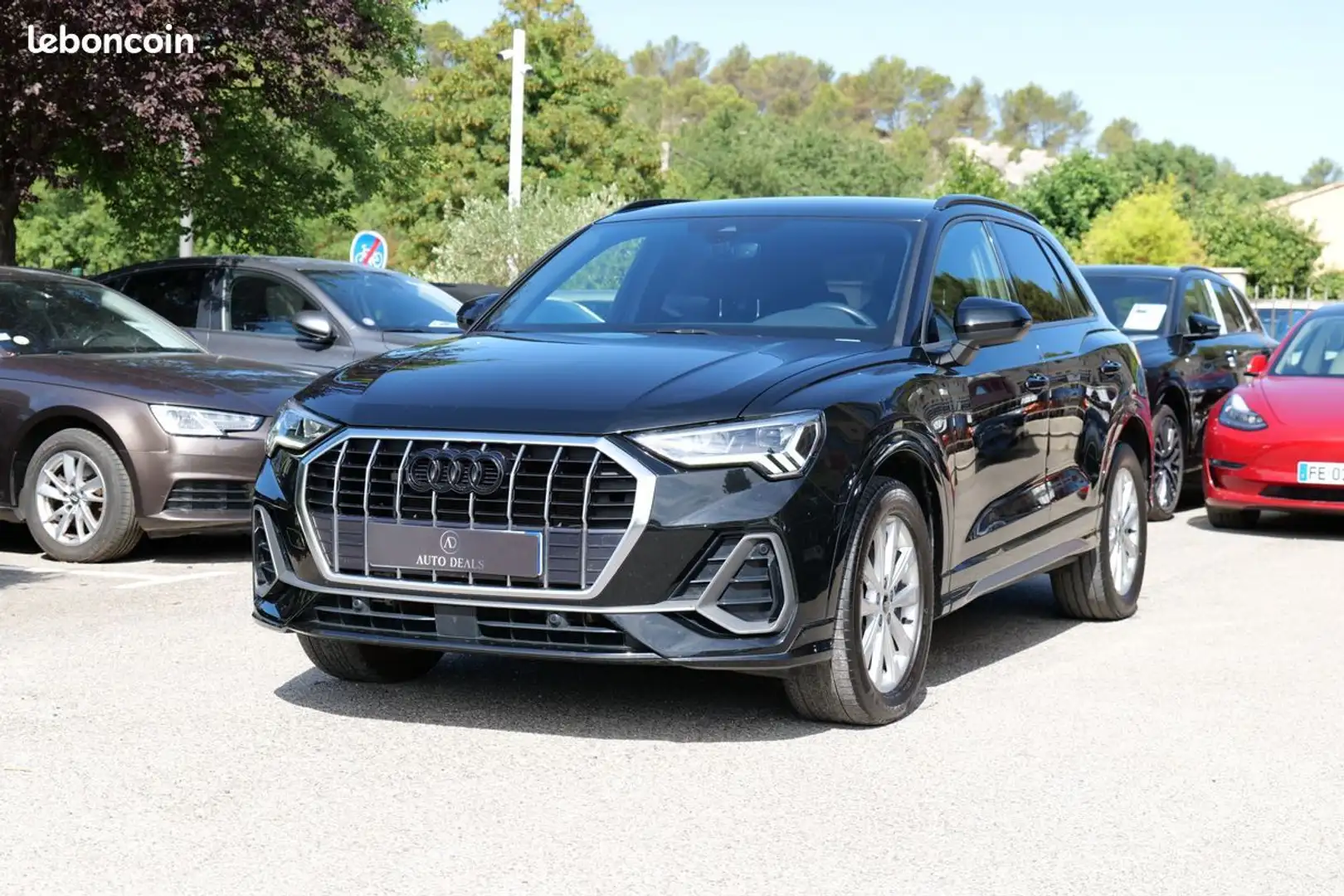 Audi Q3 ii 45 tfsie 245 ch s-line s tronic LINE Schwarz - 1