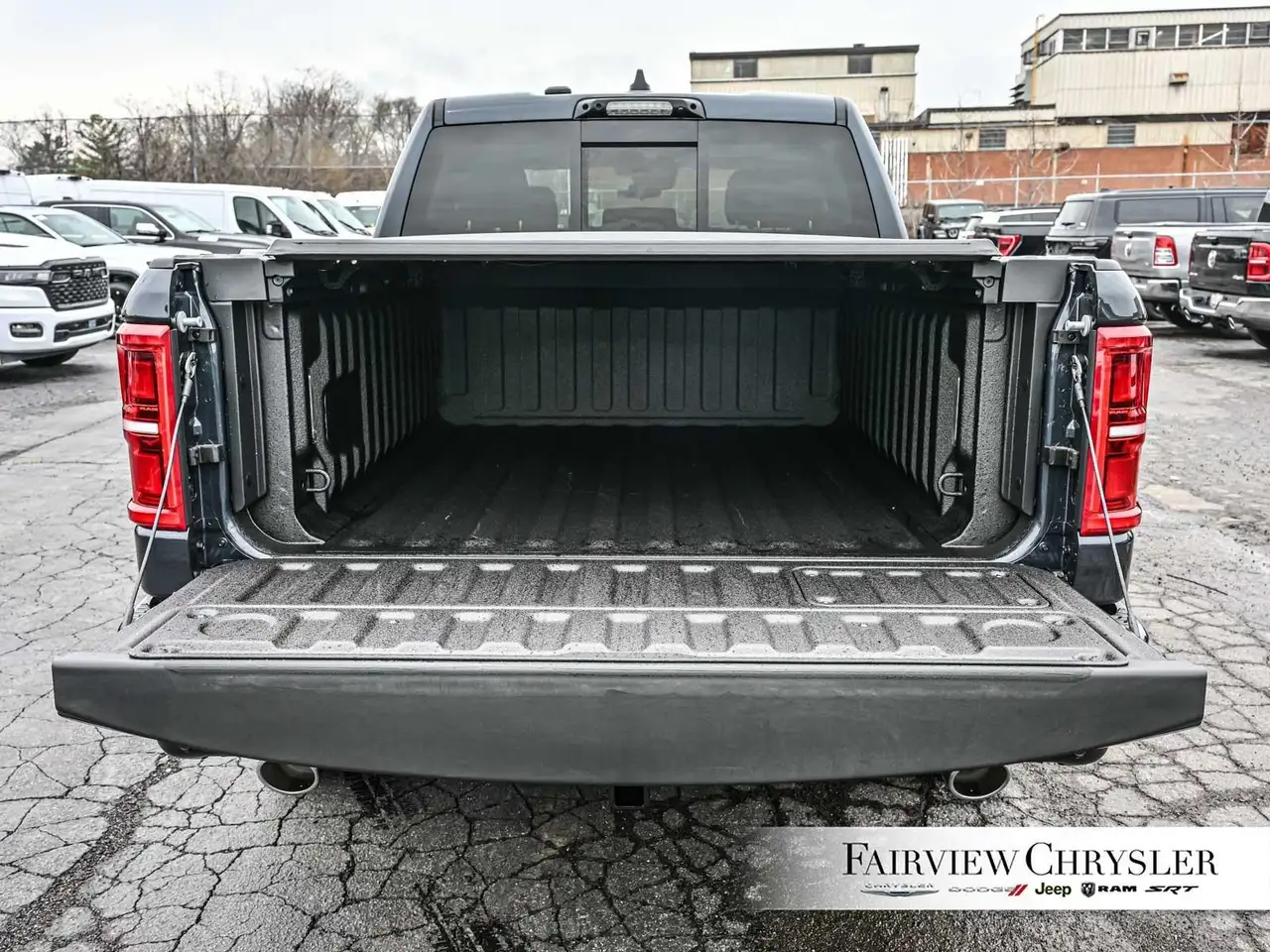RAM 1500 снимка RAM 1500