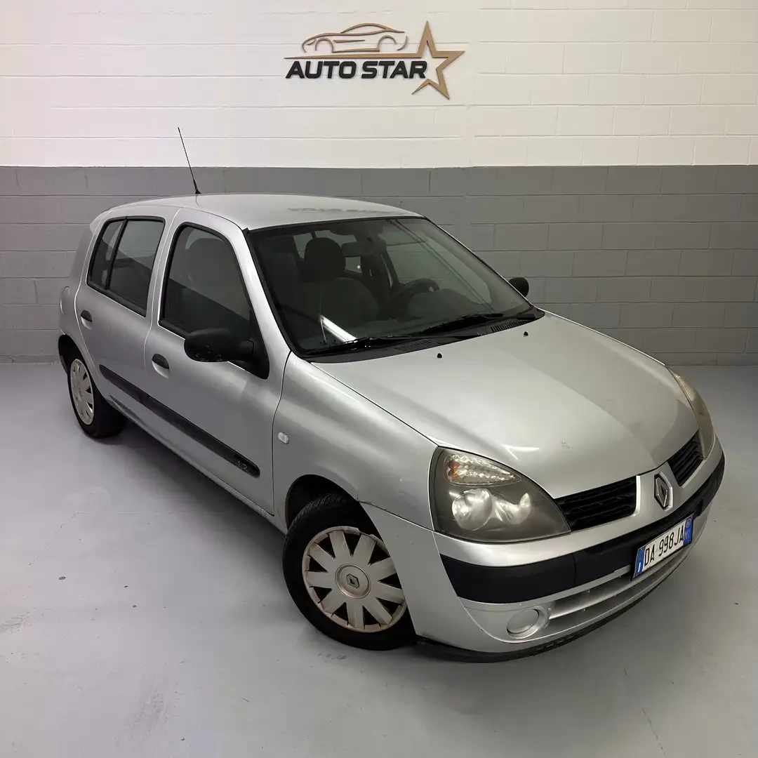 Renault Clio NEOPATENTATI EURO 4 - 1